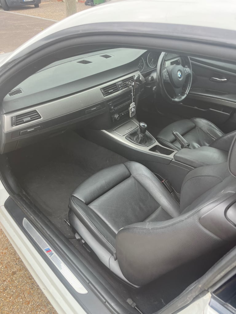BMW, 3 SERIES, Coupe, 2010, Manual, 1995 (cc), 2 doors