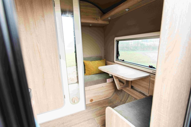 Freedom Carpento 360 - Lightweight 3 or 4 berth caravan with bathroom