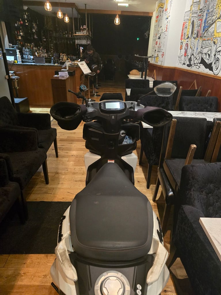 image for Suzuki, AVENIS, 2023, 124 (cc)