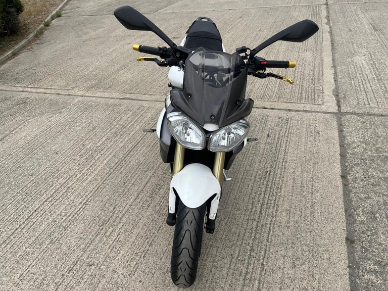 2013 13 TRIUMPH STREET TRIPLE 675 ABS WHITE CLEAN 17k MILES NAKED