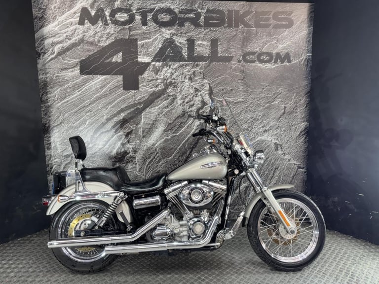 HARLEY DAVIDSON DYNA SUPER GLIDE CUSTOM 2007