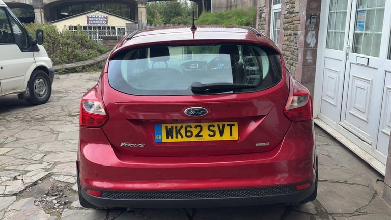 2012 Ford Focus 1.0 125 EcoBoost Titanium 5dr HATCHBACK Petrol Manual