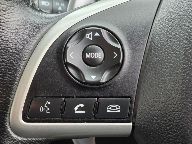 2014 Mitsubishi Outlander 2.0h 12kWh GX3h CVT 4WD Euro 5 (s/s) 5dr ESTATE Petrol/Electric Hybrid ...