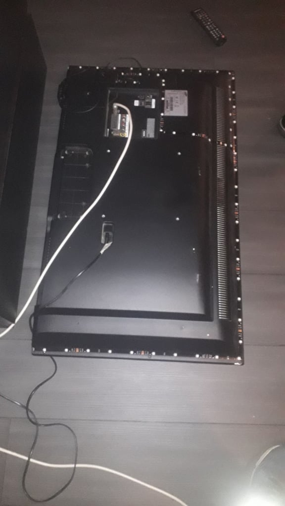 Samsung  NON  SMART TV 42inch