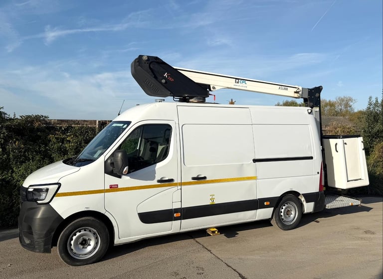 2020 RENAULT MASTER 35 KLUBB ACCESS PLATFORM EURO6 3.5T CAR LICENSE 48,000 MILES