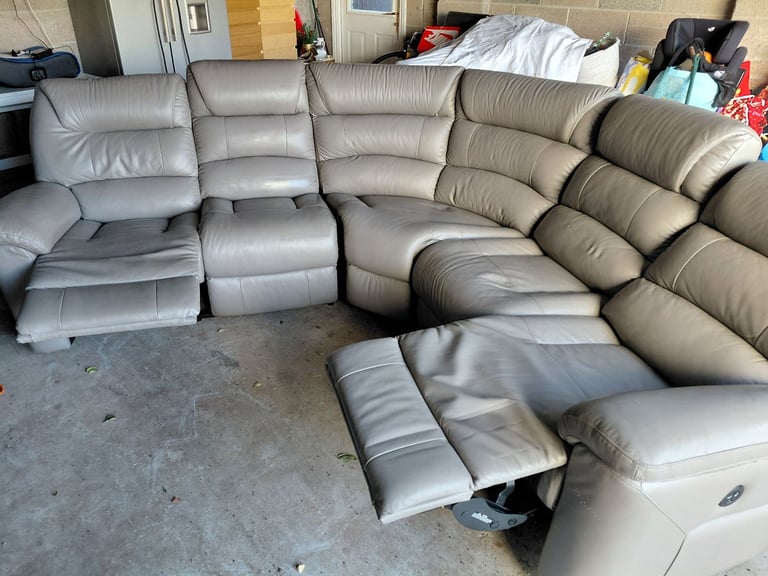 Leather La-z Boy sofa 