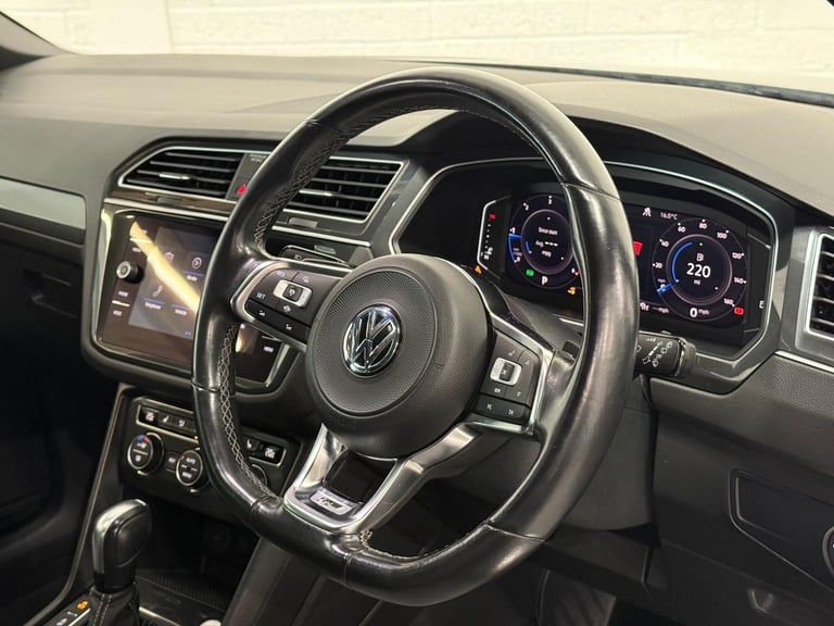 2020 Volkswagen Tiguan 2.0 TDI R-Line Tech SUV 5dr Diesel DSG Euro 6 (s/s) (150 ps) ESTATE Diesel...