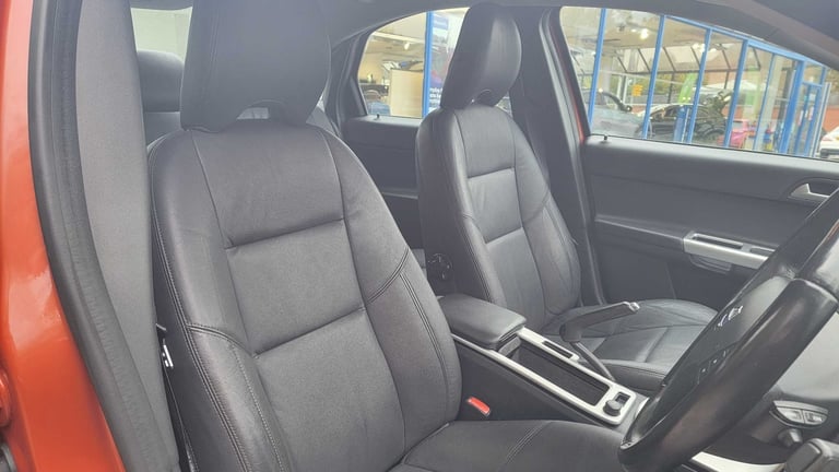 2012 Volvo S40 2.0 SE Lux Edition 4dr Saloon Petrol Manual