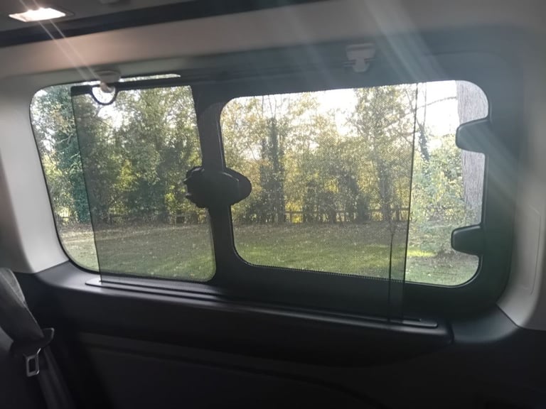 2022 Ford Tourneo Custom 2.0 320 EcoBlue Titanium Minibus 5dr Diesel Auto L2 Euro 6 (s/s) (130 ps...