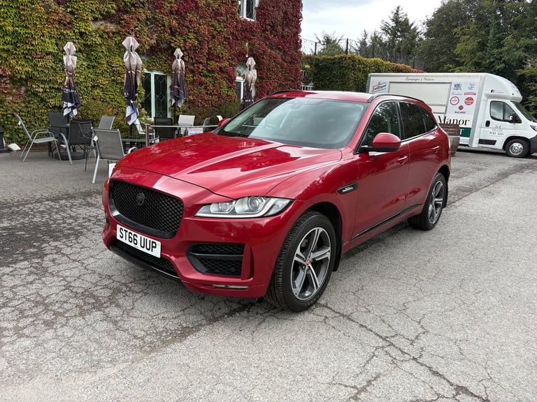 image for 2016 Jaguar F-Pace 2.0 D180 R-Sport SUV 5dr Diesel Auto AWD Euro 6 (s/s) (180