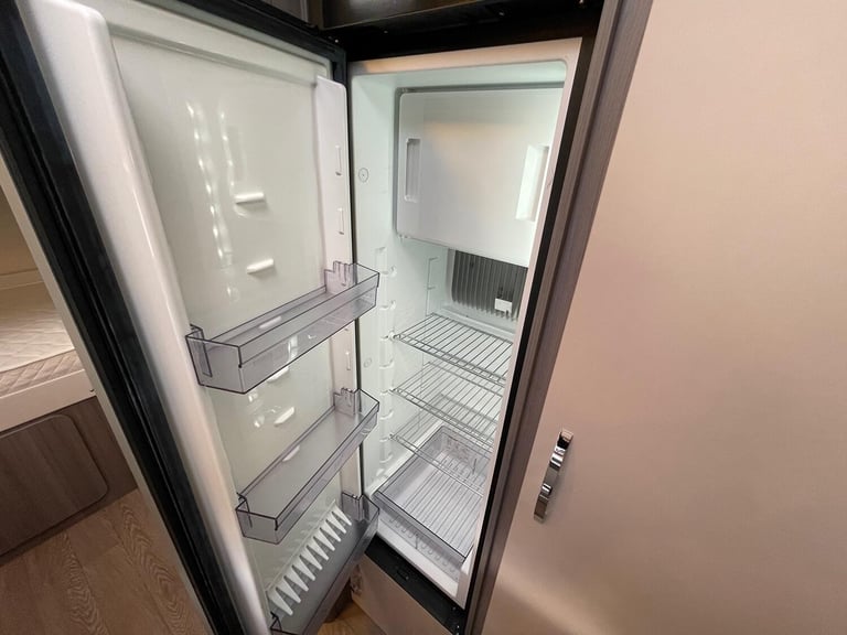 CITROEN RELAY Hobby Optima On Tour A65 KM 4 Berth Motorhome White Manual Diesel