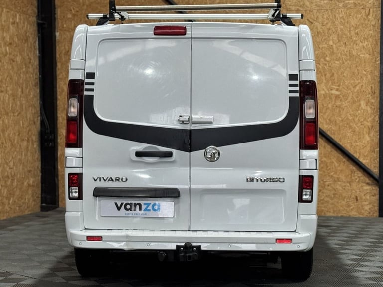 2016 Vauxhall Vivaro 1.6 CDTi 2900 BiTurbo ecoFLEX Sportive Crew Van Double Cab 5dr Diesel Manua ...