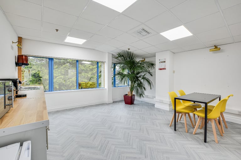 Offices in Bury Manchester, BL9