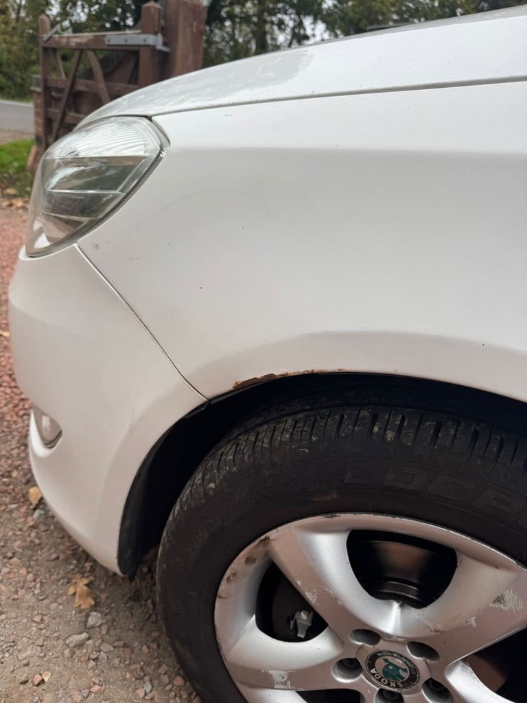 Skoda, FABIA, Estate, 2011, Manual, 1199 (cc), 5 doors