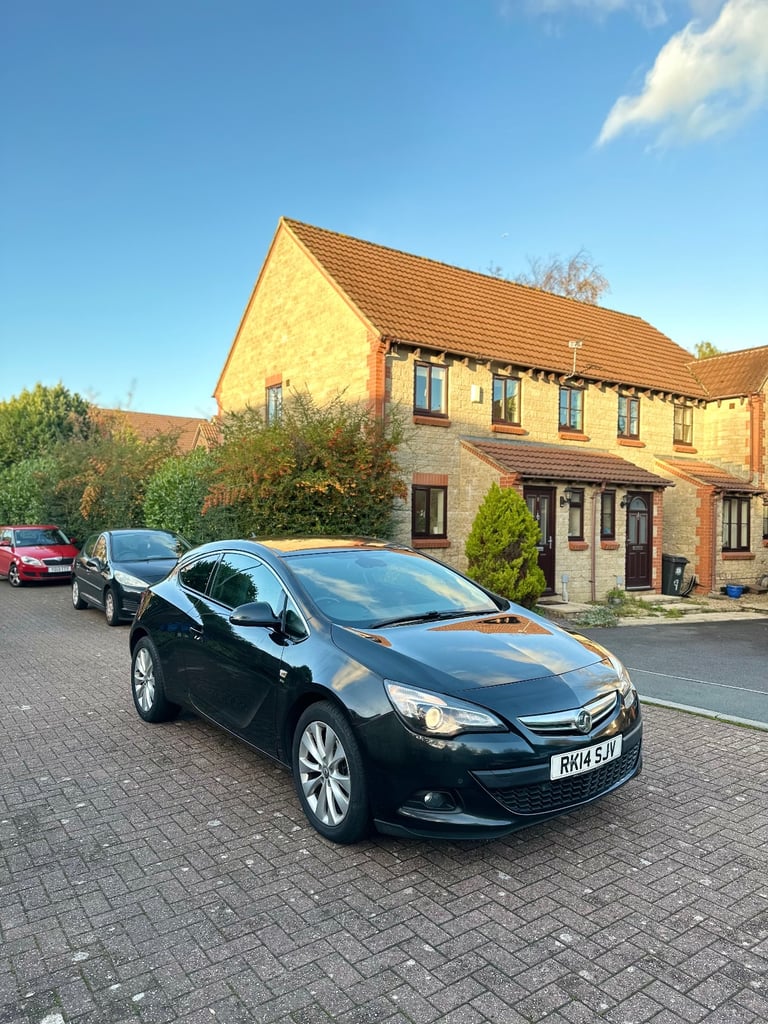 image for Vauxhall, ASTRA GTC, Hatchback, 2014, Manual, 1598 (cc), 3 doors