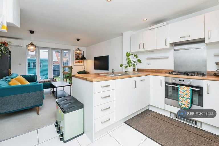 2 bedroom house in Octavius Road, Keynsham, BS31 (2 bed) (#2648222)