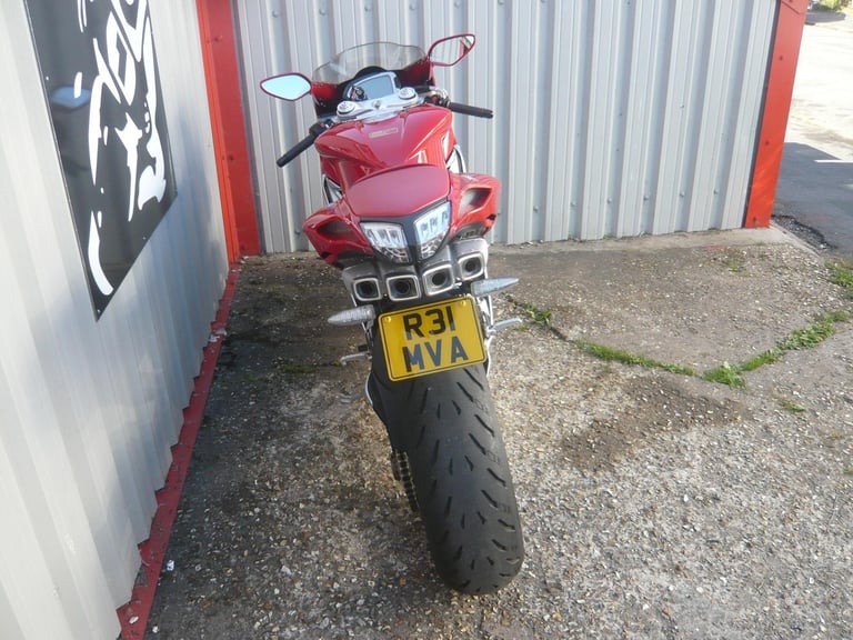 MV Agusta F4 1000R 2010 ITALIAN SUPER SPORTS BIKE PANAGALE V2 R 916 999 749 R SS