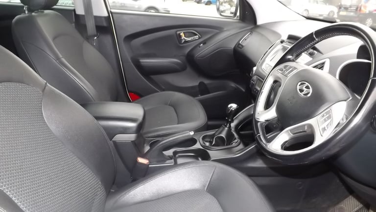 2013 Hyundai ix35 4WD 2.0L Premium CRDi, Long MOT with 2 Keys, SUV