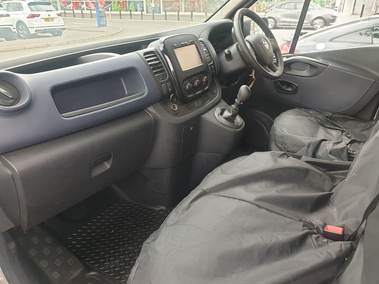 Vauxhall, VIVARO, Panel Van, 2018, Manual, 1598 (cc)