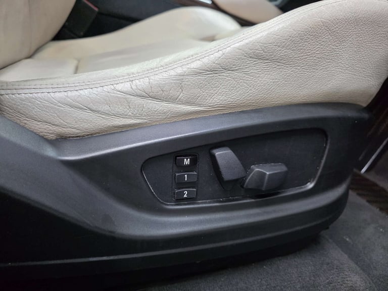 2009 BMW X6 3.0 35d SUV 5dr Diesel Steptronic xDrive Euro 4 (286 ps) SUV Diesel Automatic