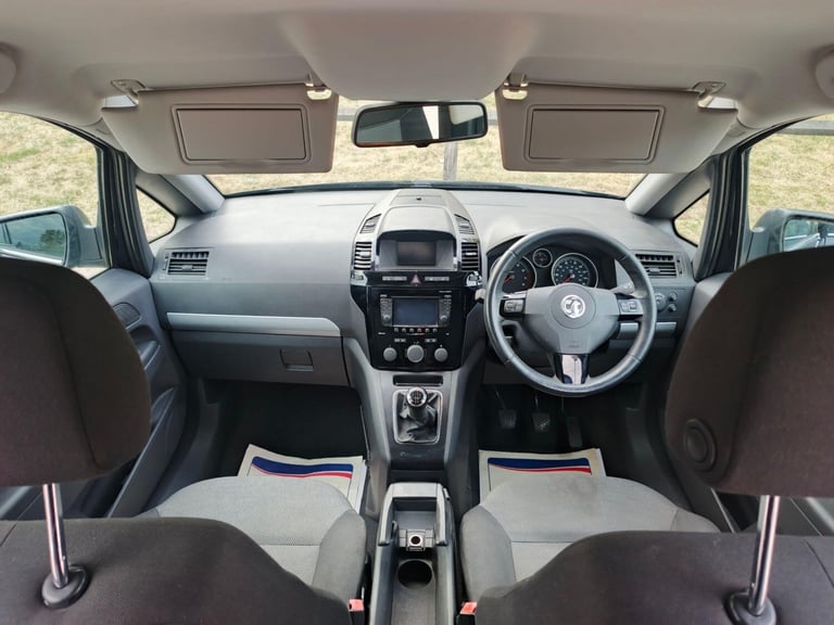 2012 Vauxhall Zafira 1.6 16V Design Euro 5 5dr (SNav) MPV Petrol Manual
