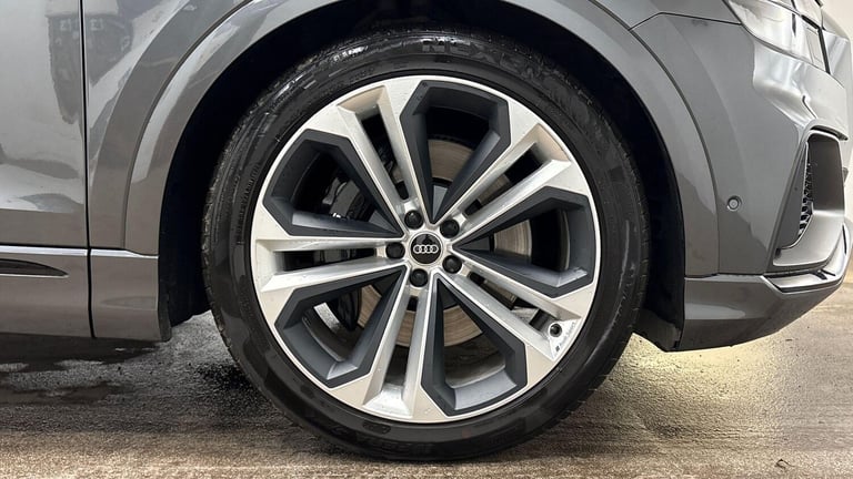 2022 Audi Q8 SQ8 TFSI Quattro Black Edition 5dr Tiptronic Estate Automatic