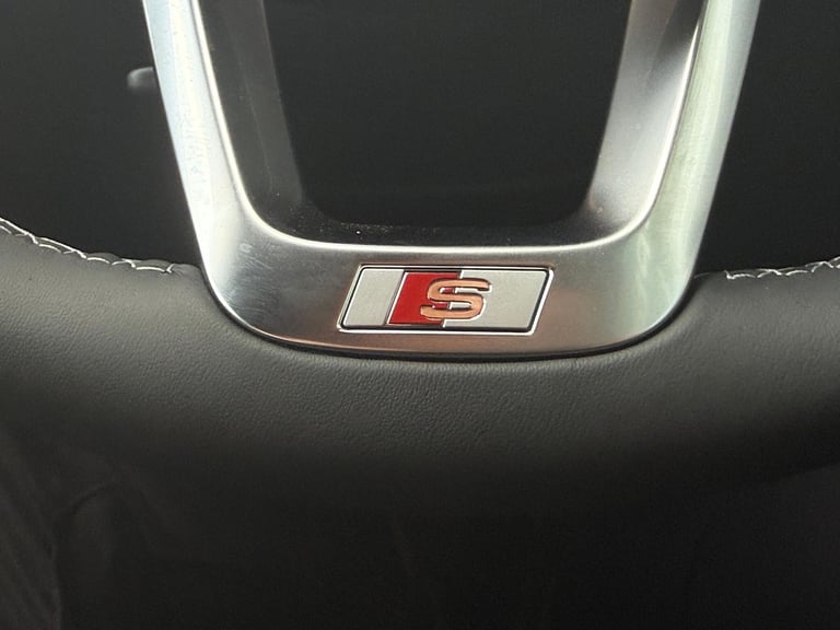  Audi Q5 2.0 TFSIe 50 S line SUV 5dr Petrol Plug-in Hybrid S Tronic quattro Euro 6 ( Petrol/Elect...
