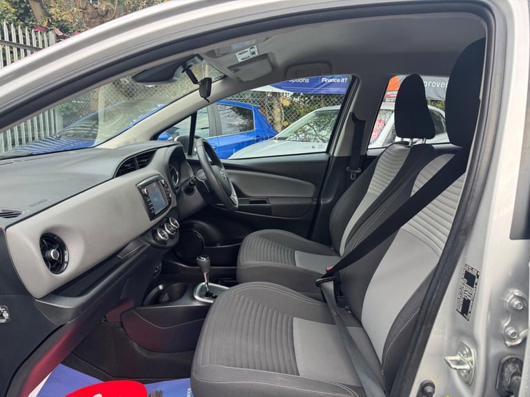 2018 Toyota Yaris 1.5 VVT-i Icon CVT Euro 6 5dr HATCHBACK Petrol Automatic