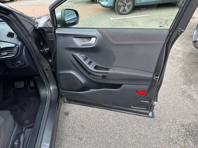 2023 Ford Puma 1.0 EcoBoost Hybrid mHEV ST-Line 5dr DCT HATCHBACK PETROL Automatic