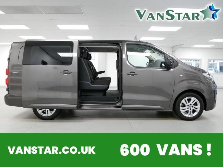 72 VAUXHALL VIVARO-E 3100 75KWH 135 BHP L2 LONG ELITE AUTO CREWCAB 6 SEATER