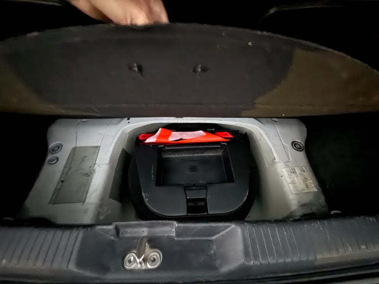 Volkswagen, LUPO, Hatchback, 1999, Other, 1390 (cc), 3 doors