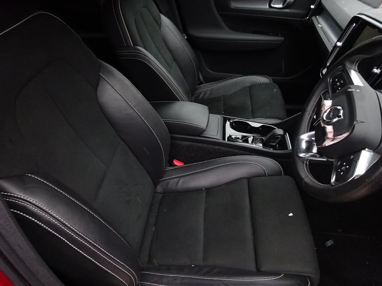 2021 70 REG VOLVO XC40 R-DESIGN B4 AWD AUTO DAMAGED REPAIRABLE SALVAGE