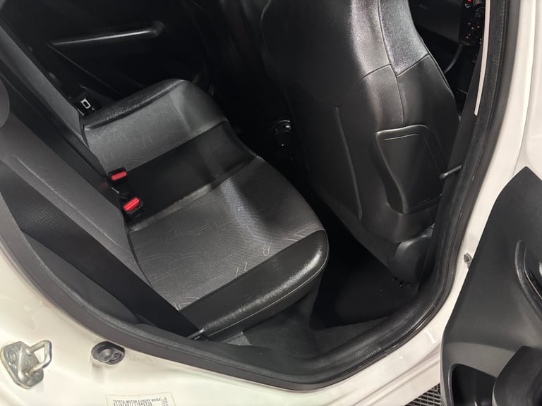 2014 Toyota AYGO 1.0 VVT-i X-Pression 5dr x-shift HATCHBACK Petrol Manual