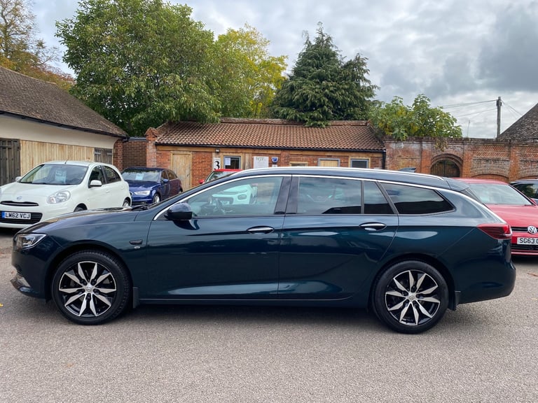 2018 Vauxhall Insignia 2.0 Turbo D BlueInjection Elite Nav Sports Tourer 5dr
