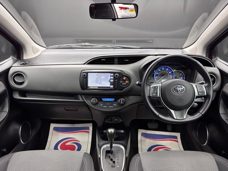 2015 Toyota Yaris 1.5 Hybrid Icon 5dr CVT HATCHBACK PETROL/ELECTRIC Automatic