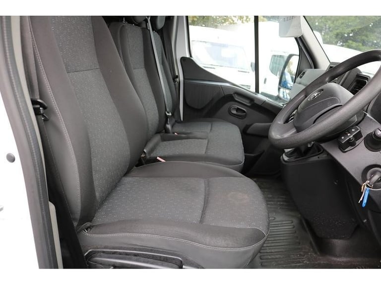 2021 VAUXHALL MOVANO MWB STUNNING CONDITION *NO VAT* LOW MILES YEARS MOT transit