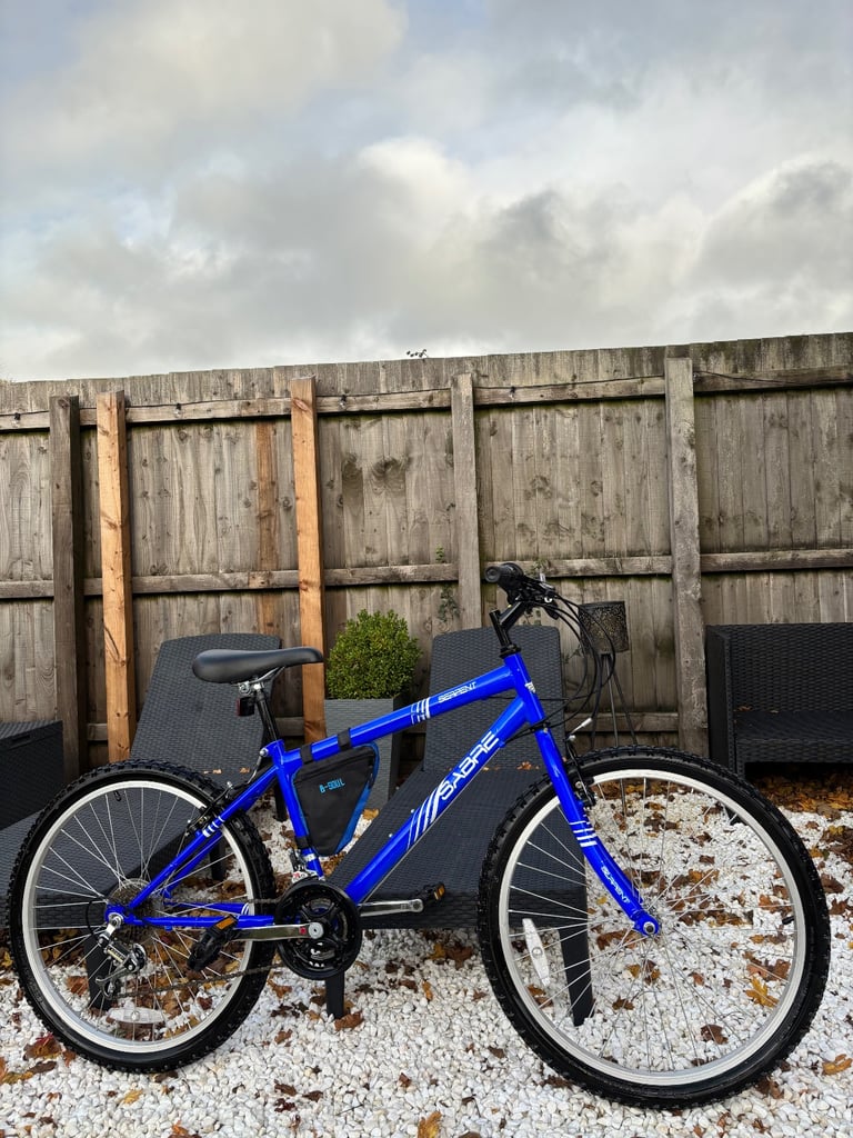 Child’s Lightweight SABRE Mountain Bike (Fantastic Condition)