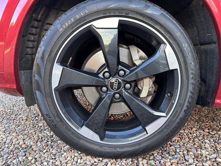 2019 Audi Q5 2.0 TDI 40 Black Edition S Tronic quattro Euro 6 (s/s) 5dr SUV Diesel Automatic