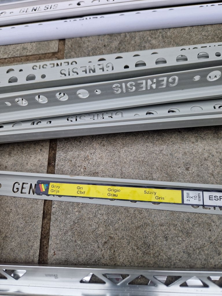 Tile trims 
