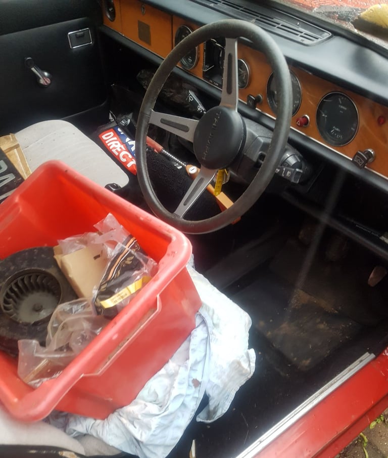  Orange Triumph 1300 Dolomite Parts read below EX8 Devon