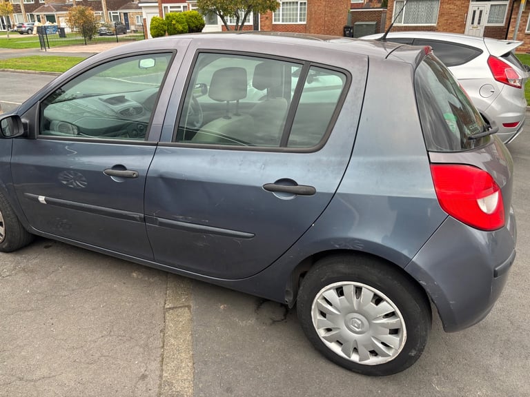 Cheap Renault, CLIO, Hatchback, 2007, Manual, 1390 (cc),5 doors for sale in Swindon, Wiltshire