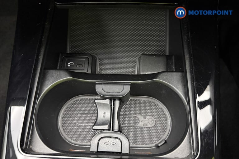 2023 Mercedes-Benz A-Class A200 AMG Line Premium Plus Night Edition 5dr Auto Hatchback Petrol Aut...