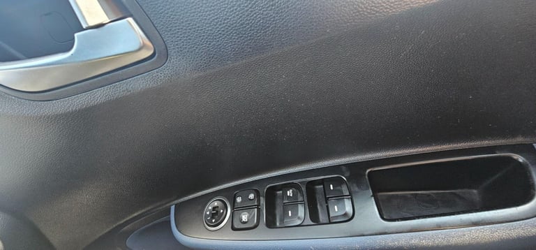 2014 Hyundai i10 1.2 Premium Hatchback 5dr Petrol Manual Euro 5 (87 ps) HATCHBACK Petrol Manual