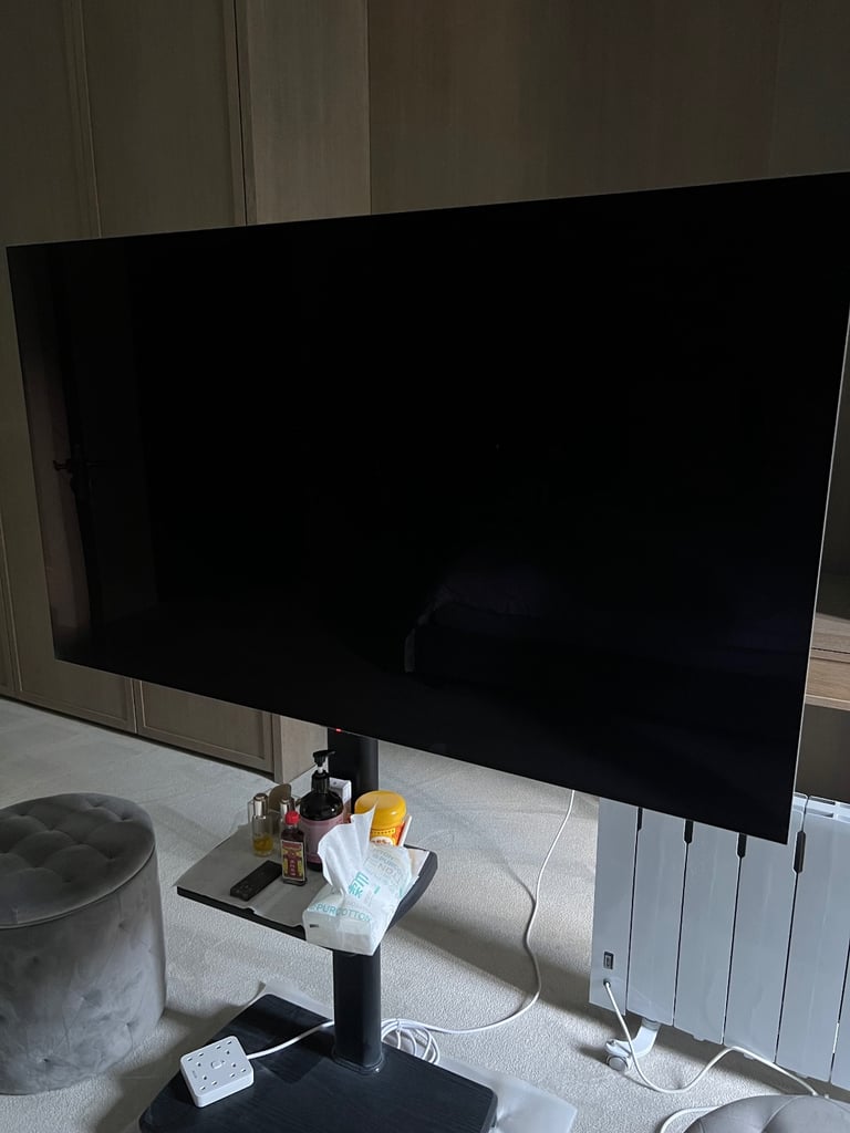 LG OLED65C24LA 65" Smart 4K Ultra HD HDR OLED TV