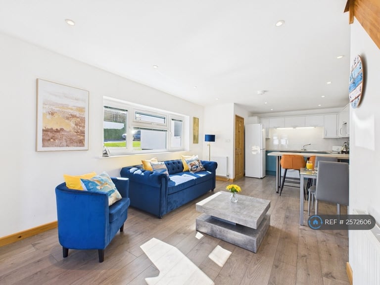 2 bedroom house in Surf View, Newquay, TR7 (2 bed) (#2572606)