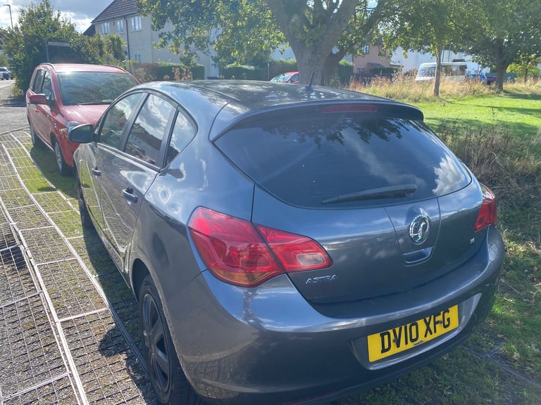 Vauxhall, ASTRA, Hatchback, 2010, Manual, 1598 (cc), 5 doors