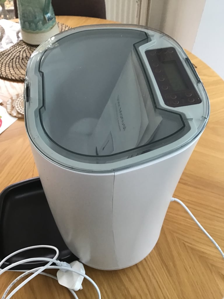 Automatic Pet Feeder