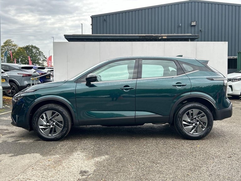 2025 Nissan Qashqai 1.3 DiG-T MH Acenta Premium 5dr HATCHBACK PETROL Manual