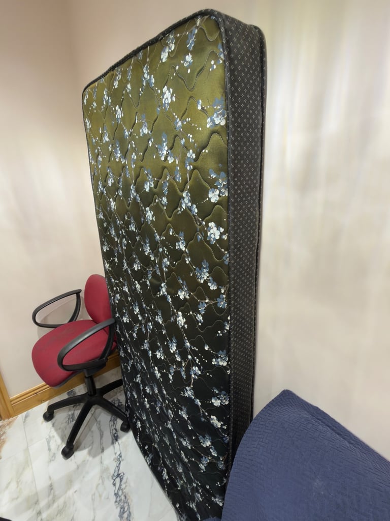 1 Single mattress FREE NEEDS TO GO ASAP