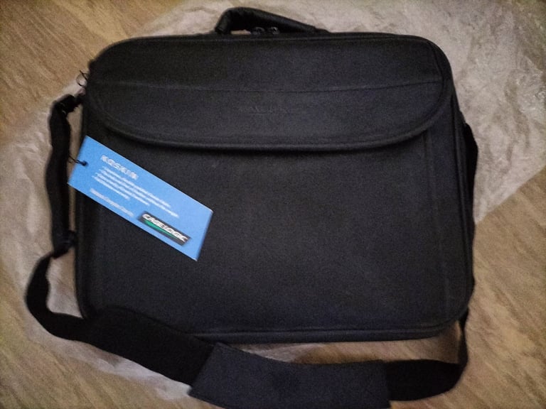 Laptop Carry Case with Shoulder Strap